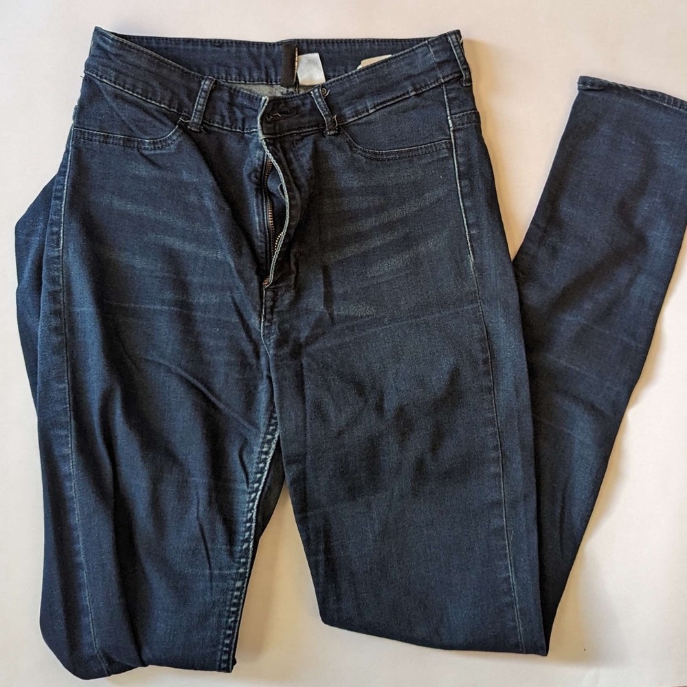 nwot dark denim skinny jeans